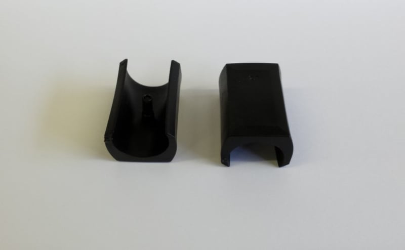 Self-clamping glide cap 30-32mm Black